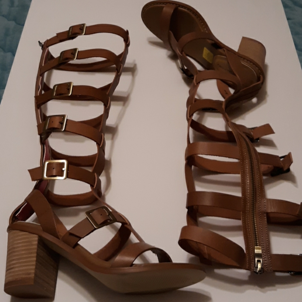 Gladiator sandals, NWOT Chinese Laundry, size 7.5 - Picture 2 of 8
